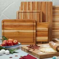 TeakHaus Edge Grain Carving Board W/ Hand Grip + Juice Canal (Rectangle) | 24" X 18" X 1.5" -Venum Shop 01.9 traditional