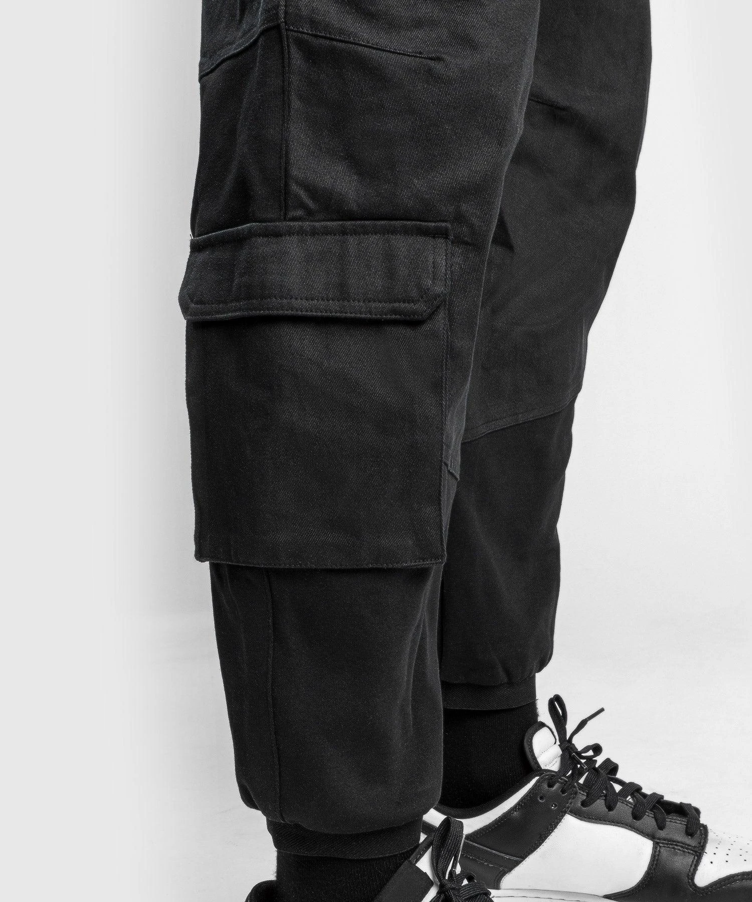 Venum Cargo Pants - Black 10 Venum Cargo Pants - Black - Image 8