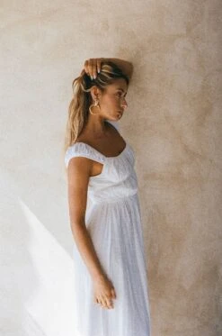 Fabi Midi Dress 19 Fabi Midi Dress -Venum Shop 337e9fa9 01e3 4a33 9579 922b37512ee5