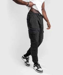 Venum Cargo Pants - Black 13 Venum Cargo Pants - Black -Venum Shop 4 252F8 252Fa 252Ff 252F48afb6285fce65260f7c40c7408f2d7e191f3035 JOGGING CARGO BLACK 04