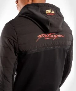Venum Petrosyan 2.0 Hoodie - Black/Gold -Venum Shop 4 252Fc 252Fd 252F8 252F4cd810732c111373d8902631f86fb5d9823eafce HOODY PETROSYAN 2.0 BLACK GOLD 11 1 1