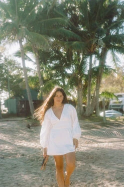 Skylani Dress 13 Skylani Dress -Venum Shop 7634b609 e2e6 4d82 9595 6771e5bb4fcf