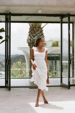 Fabi Midi Dress 15 Fabi Midi Dress -Venum Shop 783d423c d9d7 4da6 9a55 6daacb3539b2