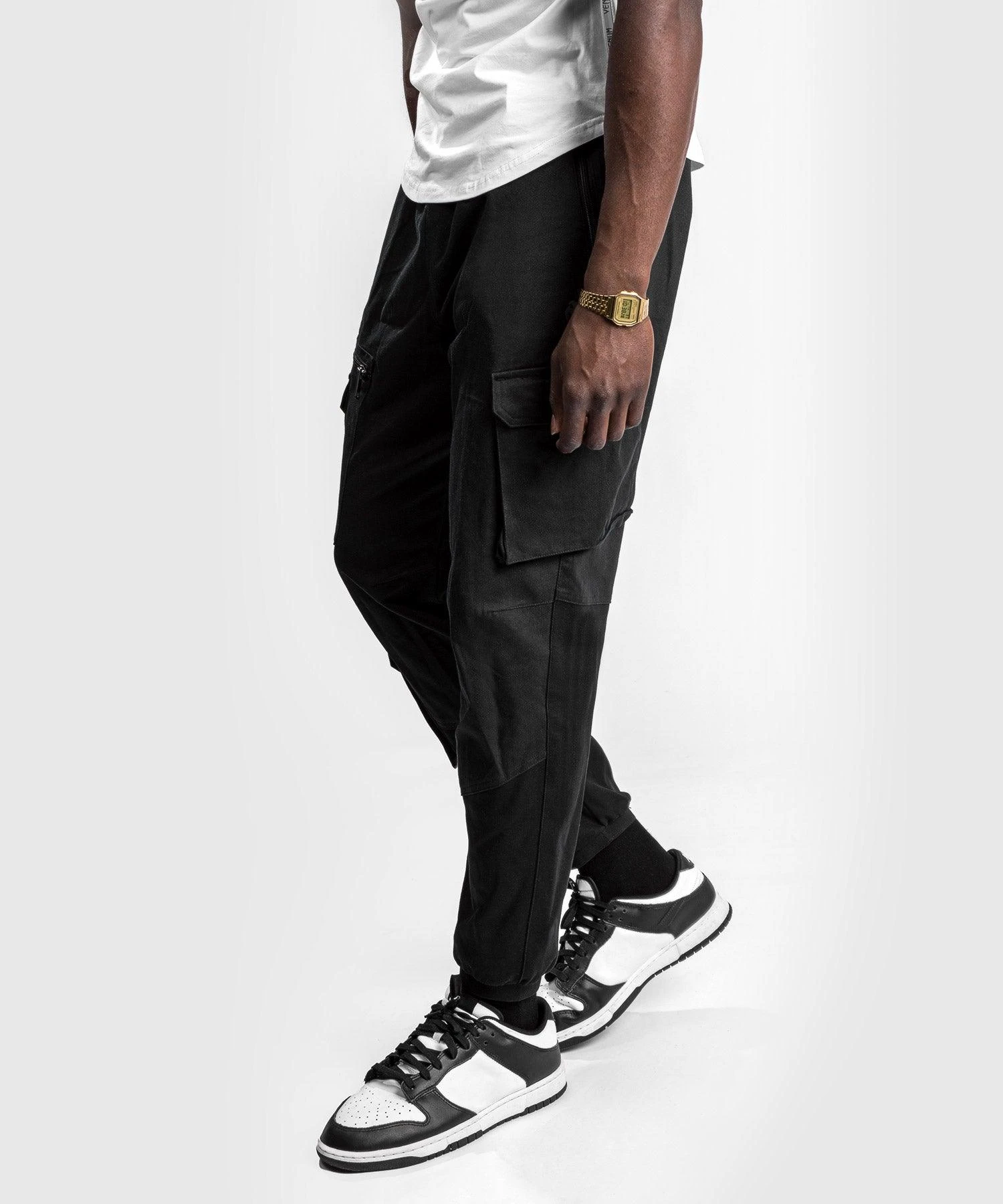 Venum Cargo Pants - Black 4 Venum Cargo Pants - Black - Image 2