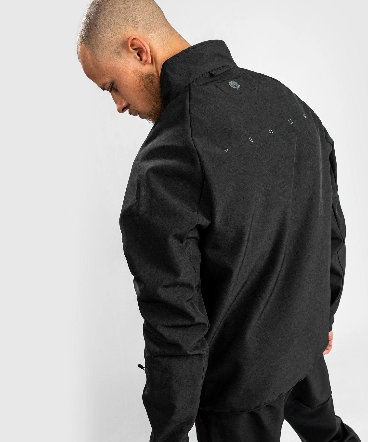 Venum Altitude Half-Zip Sweater - Black 7 Venum Altitude Half-Zip Sweater - Black - Image 5