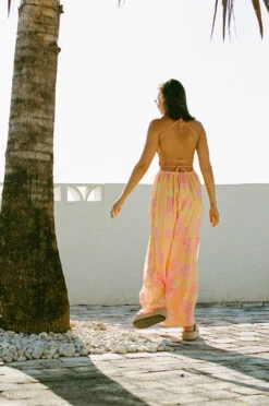 Baila Maxi Dress - Painted Flower 23 Baila Maxi Dress - Painted Flower -Venum Shop 9a1e6d1f 03f2 4f5f 9574 1fd6efe9ba31