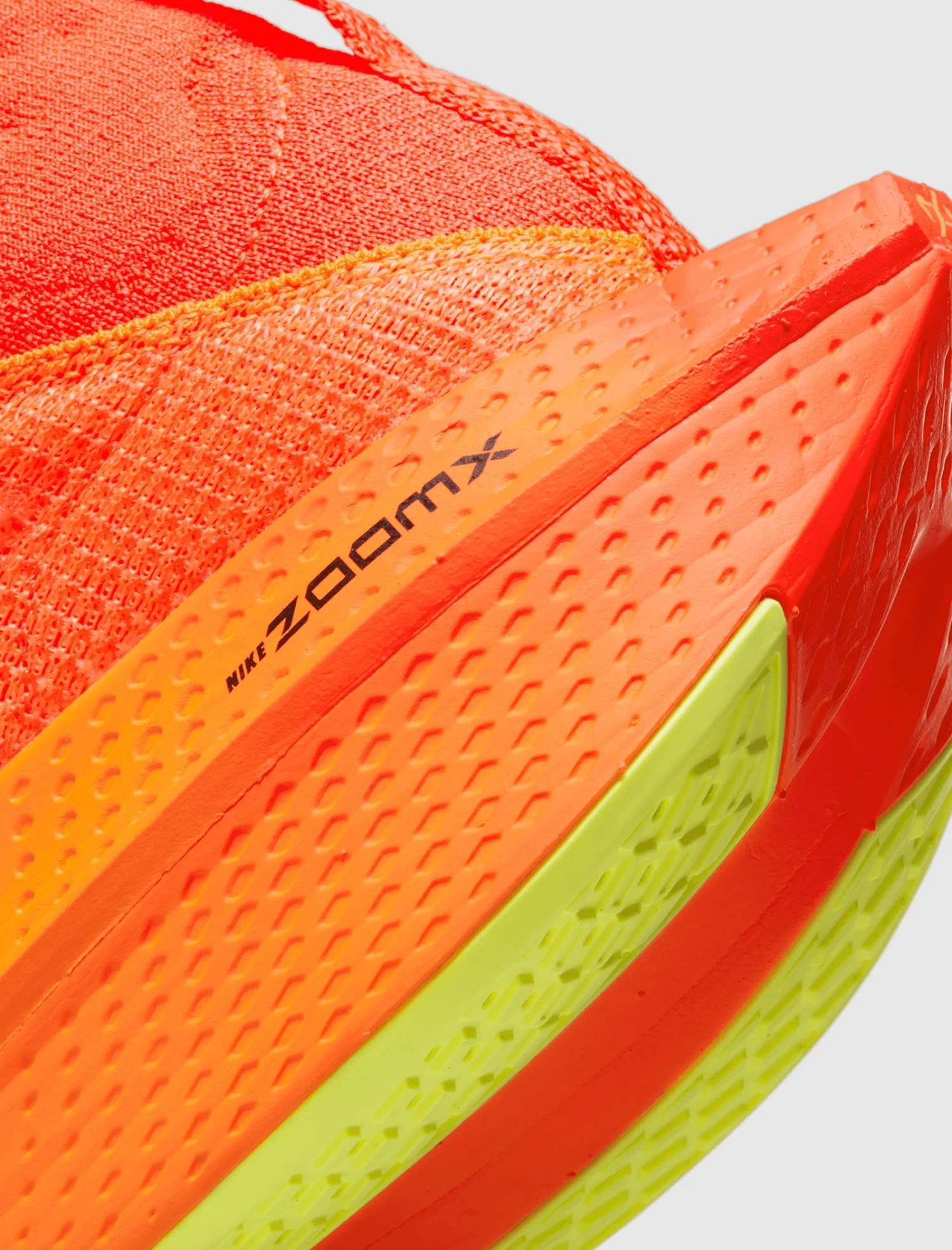 Nike MEN'S AIR ZOOM ALPHAFLY NEXT%2 4 Nike MEN'S AIR ZOOM ALPHAFLY NEXT%2 - Image 3