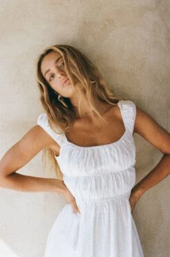 Fabi Midi Dress 13 Fabi Midi Dress -Venum Shop a098a73b ef8f 4c52 819a 9cd12ea6dbbb