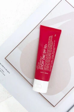 Sticky Zinc SPF 50+